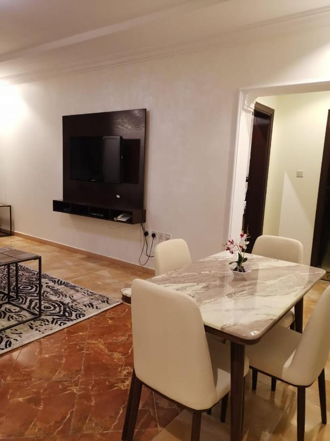 رويال سويت للوحدات السكنية المفروشة شقة فندقية